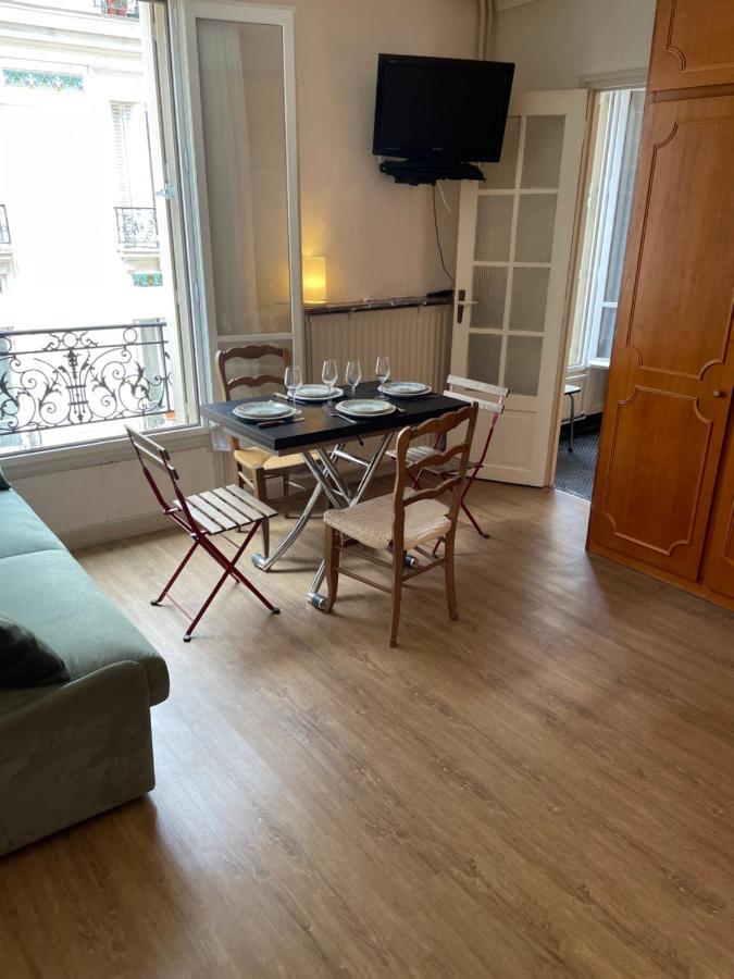 Cosy & Charming Studio, Typically Parisian Appartamento