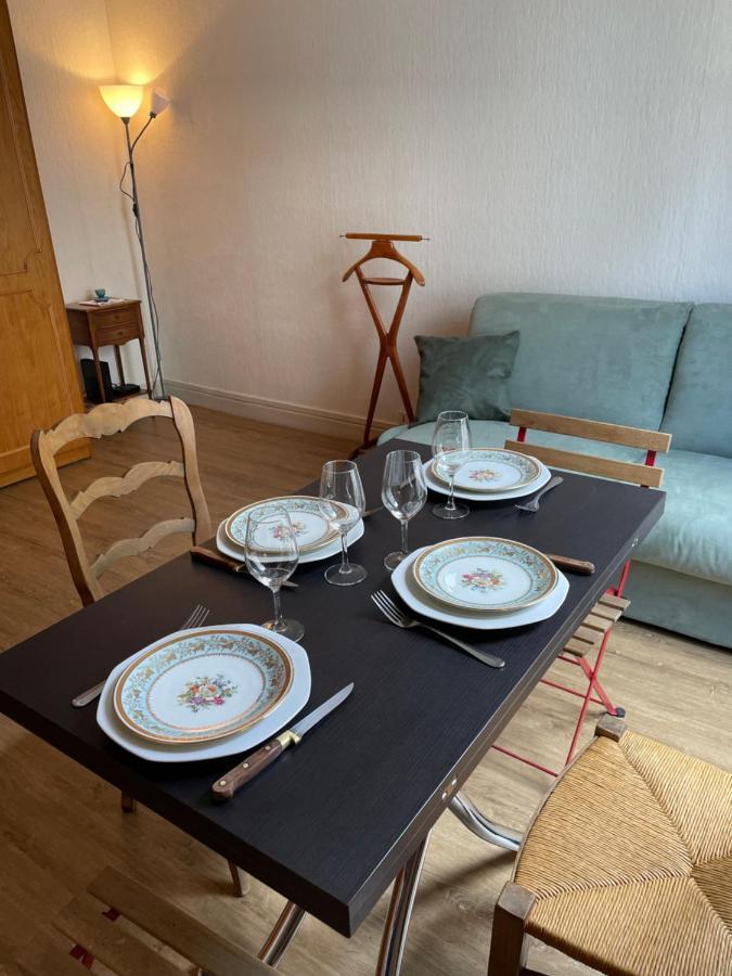 Cosy & Charming Studio, Typically Parisian * Parigi