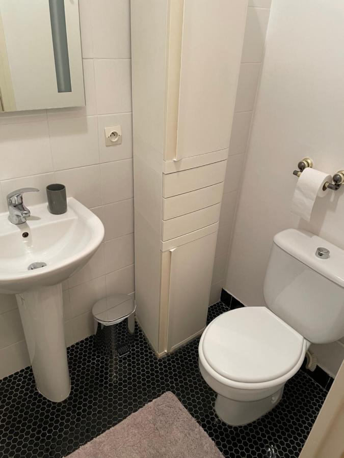 Cosy & Charming Studio, Typically Parisian Appartamento Parigi