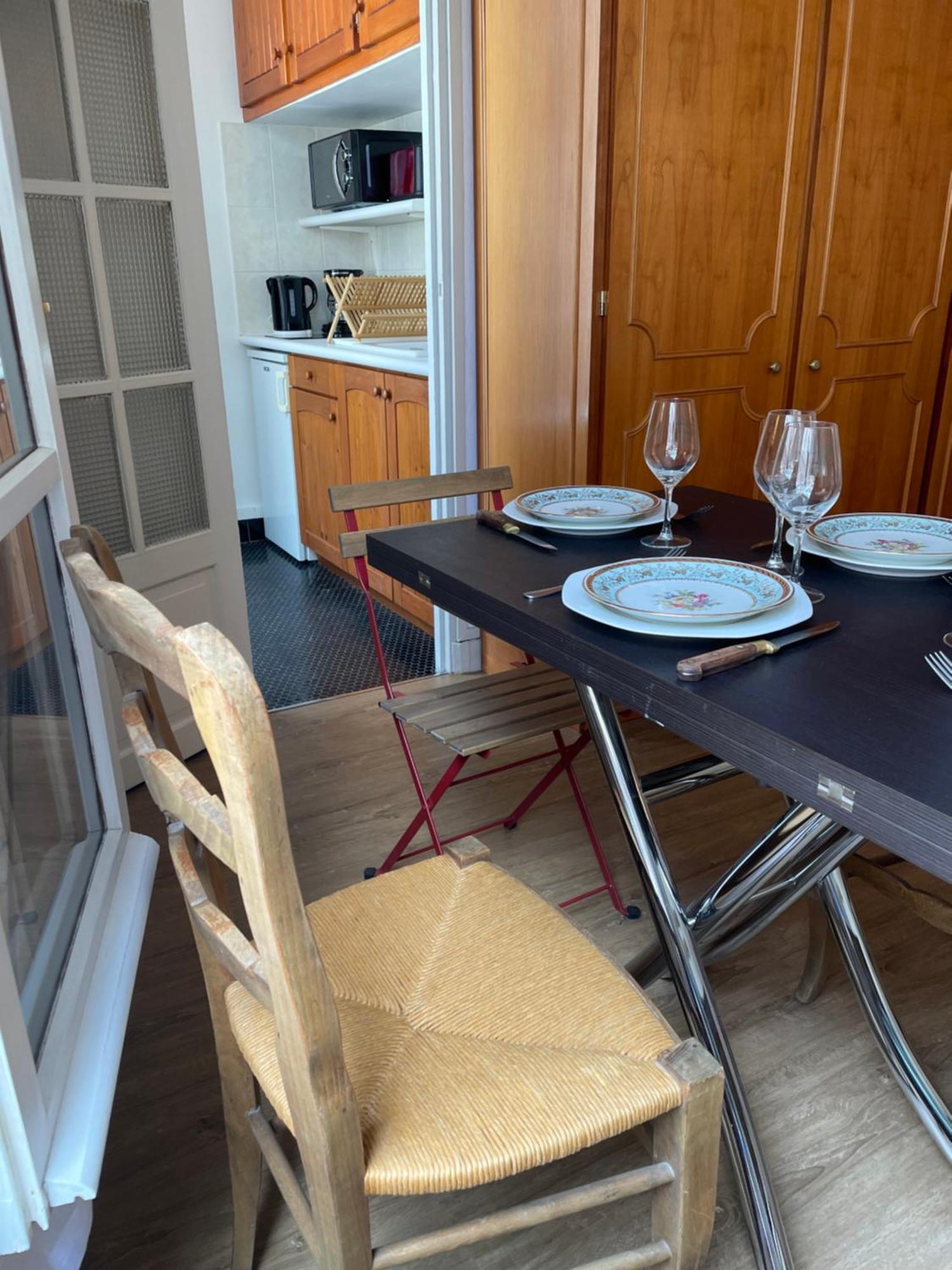 Cosy & Charming Studio, Typically Parisian Parigi